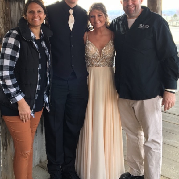 prom - Picture 4 of 4